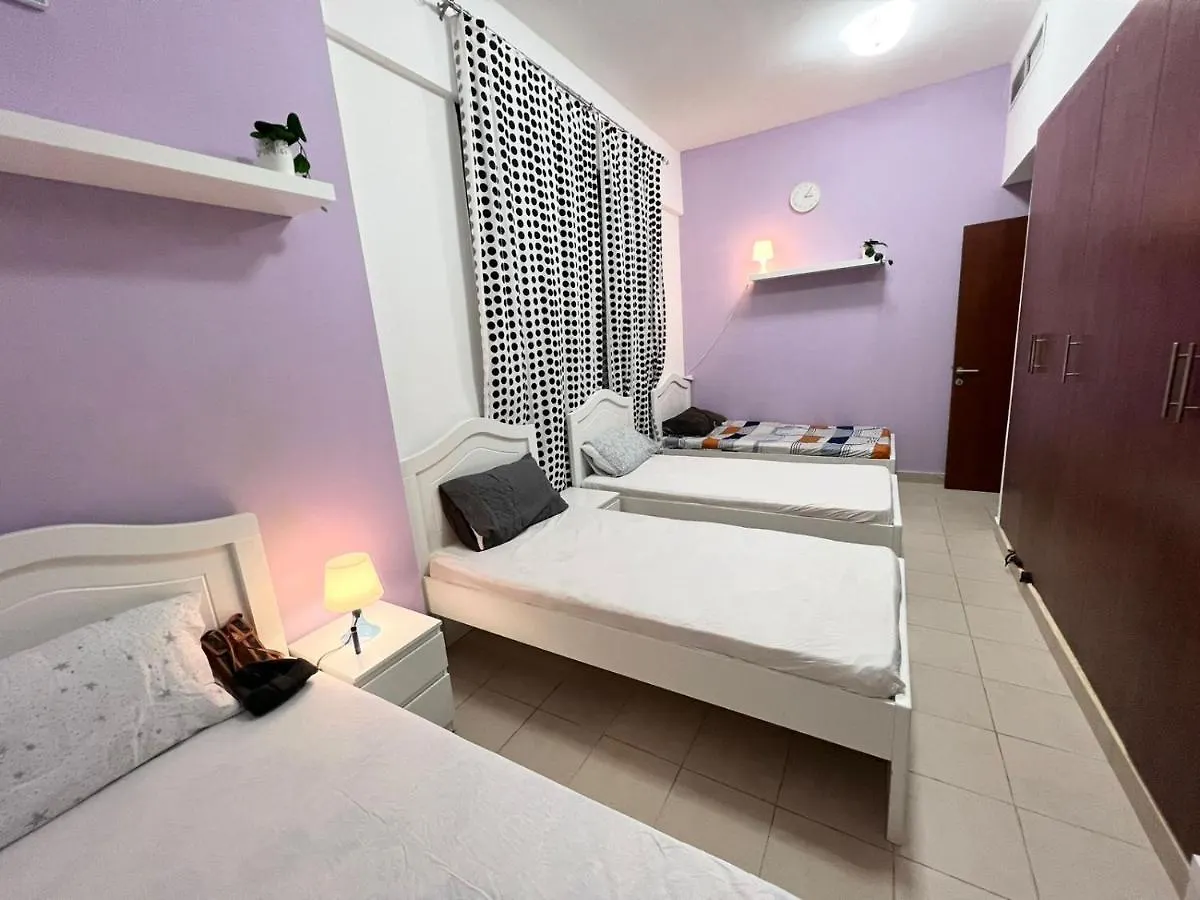 Cozy Budget Bedspace Sharing In Dubai Marina